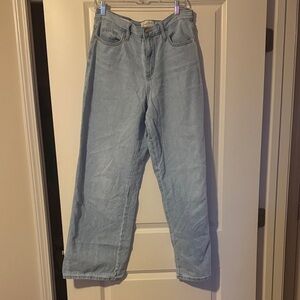 Universal Thread Light Blue Straight Leg Jeans